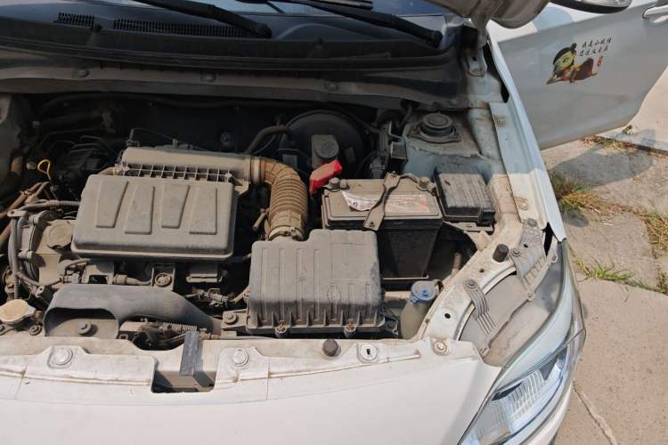 Used CHANGAN Alsvin V3 2012 1.3L Manual Comfort Version China IV Standard Engine Bay Left