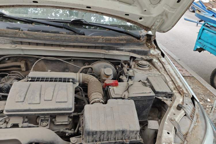 Used CHANGAN Alsvin V3 2012 1.3L Manual Comfort Version China IV Standard Engine Bay Left