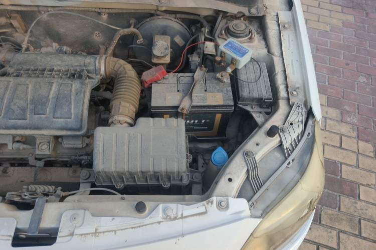 Used CHANGAN Alsvin V3 2012 1.3L Manual Comfort Version China IV Standard Engine Bay Left