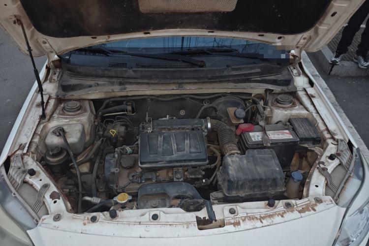 Used CHANGAN Alsvin V3 2012 1.3L Manual Luxury Version China IV Standard Engine Bay