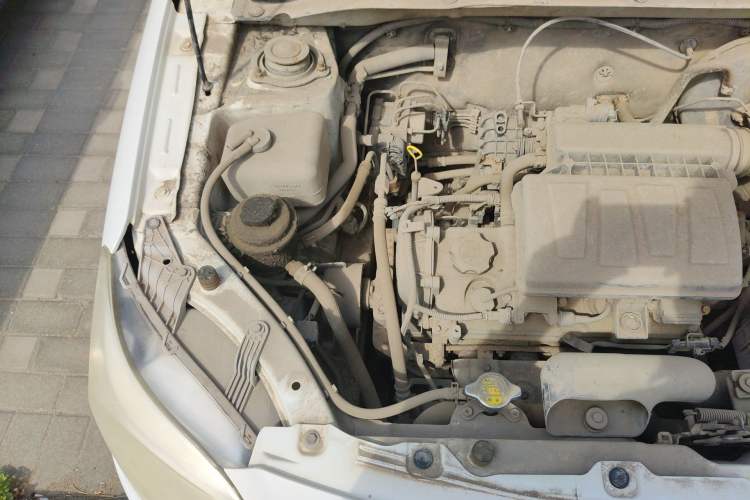 Used CHANGAN Alsvin V3 2012 1.3L Manual Comfort Version China IV Standard Engine Bay Right