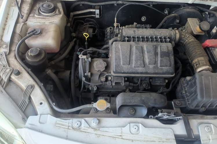 Used CHANGAN Alsvin V3 2012 1.3L Manual Comfort Version China IV Standard Engine Bay Right