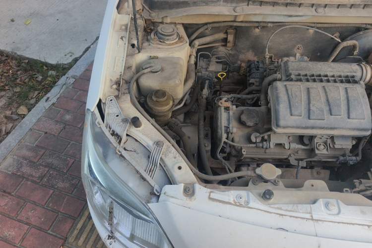 Used CHANGAN Alsvin V3 2012 1.3L Manual Comfort Version China IV Standard Engine Bay Right