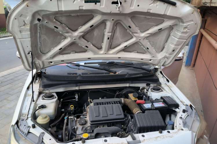 Used CHANGAN Alsvin V3 2012 1.3L Manual Comfort Version China IV Standard Engine Bay