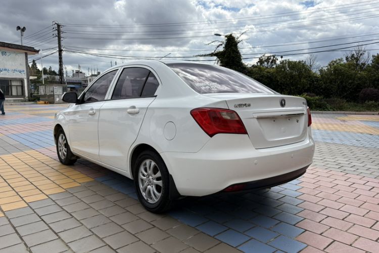 Used CHANGAN Alsvin V3 2012 1.3L Manual Comfort Version China IV Standard Exterior 5