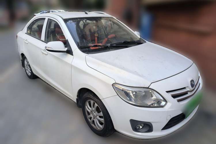Used CHANGAN Alsvin V3 2012 1.3L Manual Comfort Version China IV Standard Front Right 45 Deg