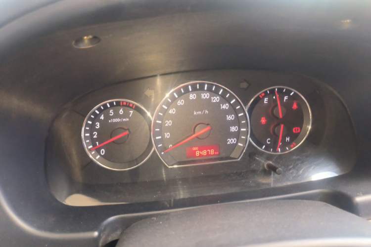 Used CHANGAN Alsvin V3 2012 1.3L Manual Comfort Version China IV Standard Instrument Cluster