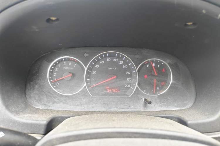 Used CHANGAN Alsvin V3 2012 1.3L Manual Luxury Version China IV Standard Instrument Cluster