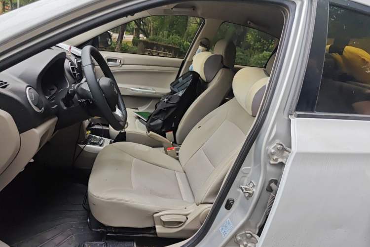 Used CHANGAN Alsvin V3 2012 1.3L Manual Luxury Version China IV Standard Left Front Seat