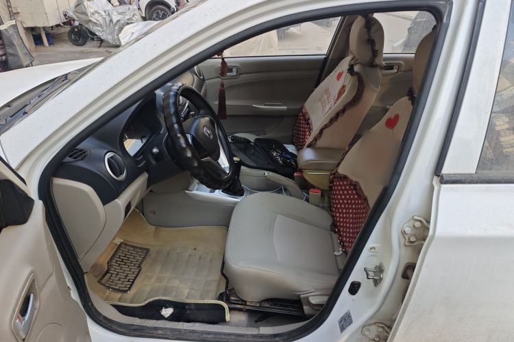 Used CHANGAN Alsvin V3 2012 1.3L Manual Comfort Version China IV Standard Left Front Seat