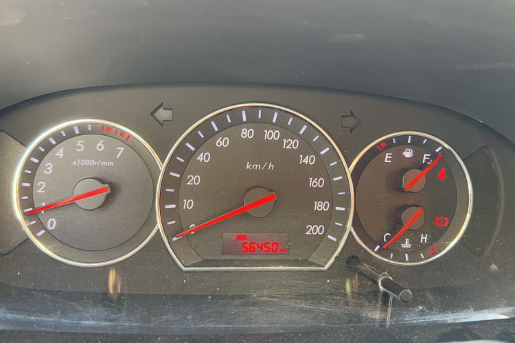 Used CHANGAN Alsvin V3 2012 1.3L Manual Luxury Version China V Standard Odometer Close Up