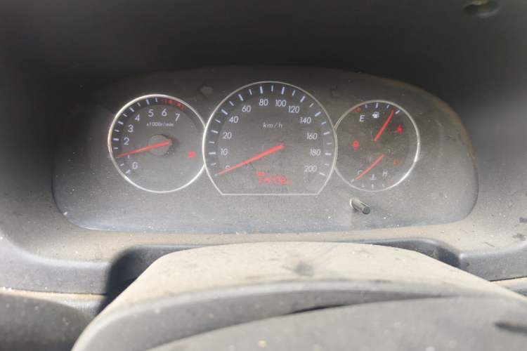 Used CHANGAN Alsvin V3 2012 1.3L Manual Comfort Version China IV Standard Odometer Close Up