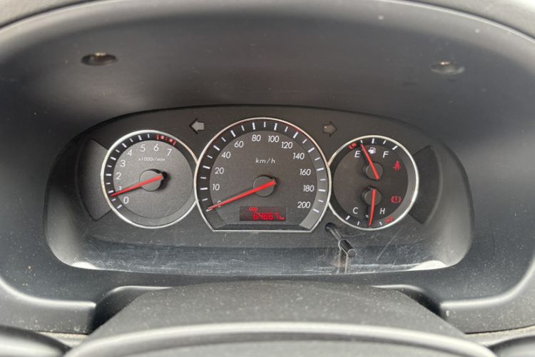 Used CHANGAN Alsvin V3 2012 1.3L Manual Comfort Version China IV Standard Odometer Close Up