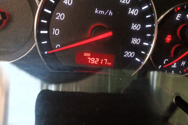 Used CHANGAN Alsvin V3 2012 1.3L Manual Luxury Version China IV Standard Odometer Close Up