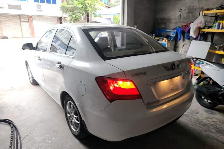 Used CHANGAN Alsvin V3 2012 1.3L Manual Comfort Version China IV Standard Rear Left 45 Deg