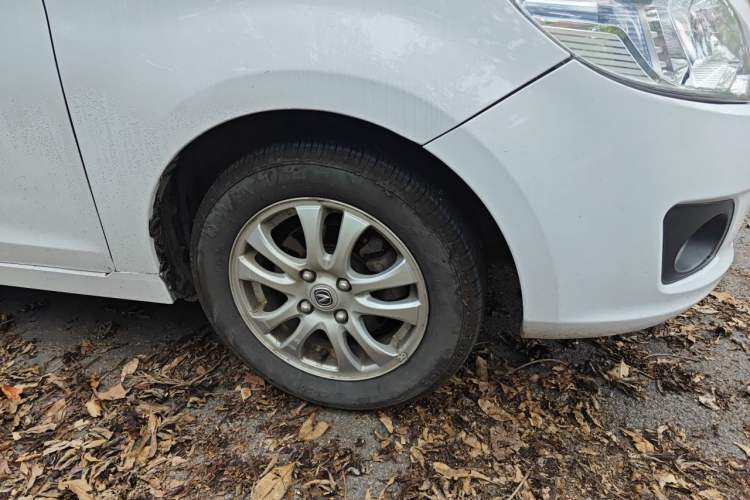 Used CHANGAN Alsvin V3 2012 1.3L Manual Luxury Version China IV Standard Right Front Wheel Hub