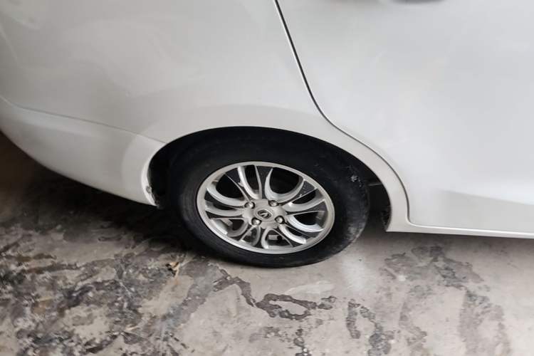Used CHANGAN Alsvin V3 2012 1.3L Manual Comfort Version China IV Standard Right Rear Wheel Hub