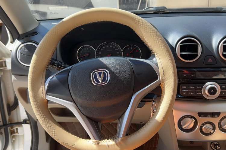 Used CHANGAN Alsvin V3 2012 1.3L Manual Luxury Version China V Standard Steering Wheel
