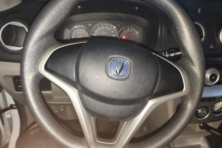Used CHANGAN Alsvin V3 2012 1.3L Manual Comfort Version China IV Standard Steering Wheel