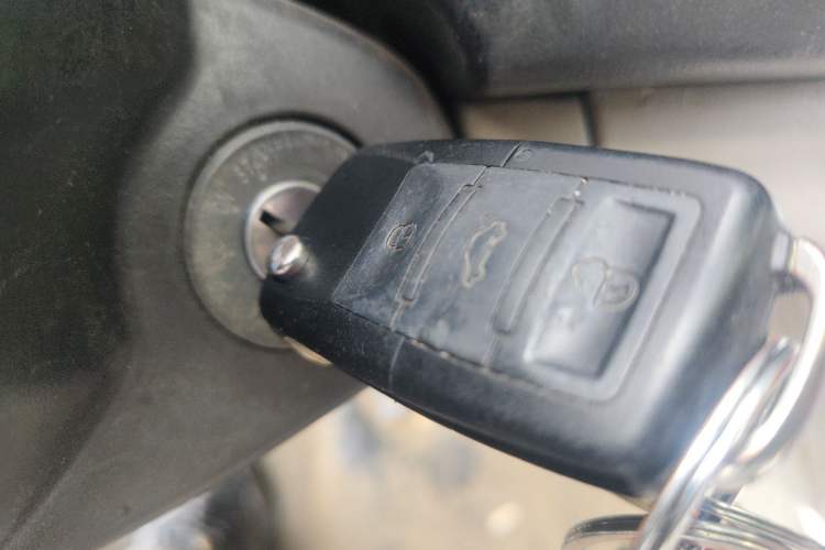 Used CHANGAN Alsvin V3 2012 1.3L Manual Comfort Version China IV Standard Vehicle Key