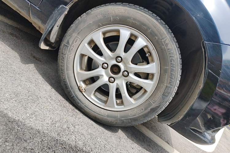 Used CHANGAN Alsvin V3 2015 1.4L Manual Warm-Hearted Model China V Standard Right Front Wheel Hub