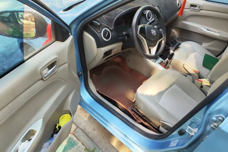 Used CHANGAN Alsvin V3 2015 1.4L Manual Warm-Hearted Model China V Standard Driver Seat