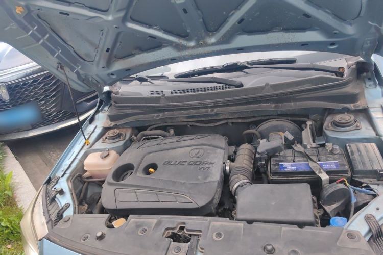Used CHANGAN Alsvin V3 2015 1.4L Manual Warm-Hearted Model China V Standard Engine Bay