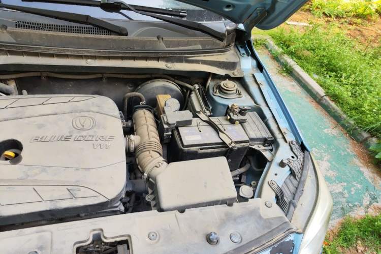 Used CHANGAN Alsvin V3 2015 1.4L Manual Warm-Hearted Model China V Standard Engine Bay Left