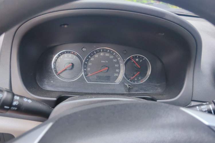 Used CHANGAN Alsvin V3 2015 1.4L Manual Warm-Hearted Model China V Standard Instrument Cluster