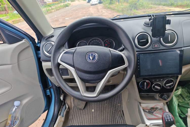 Used CHANGAN Alsvin V3 2015 1.4L Manual Warm-Hearted Model China V Standard Steering Wheel