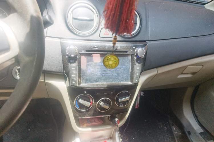 Used CHANGAN Alsvin V3 2015 1.4L Manual Meiruan Model China V Standard Audio And AC Panel
