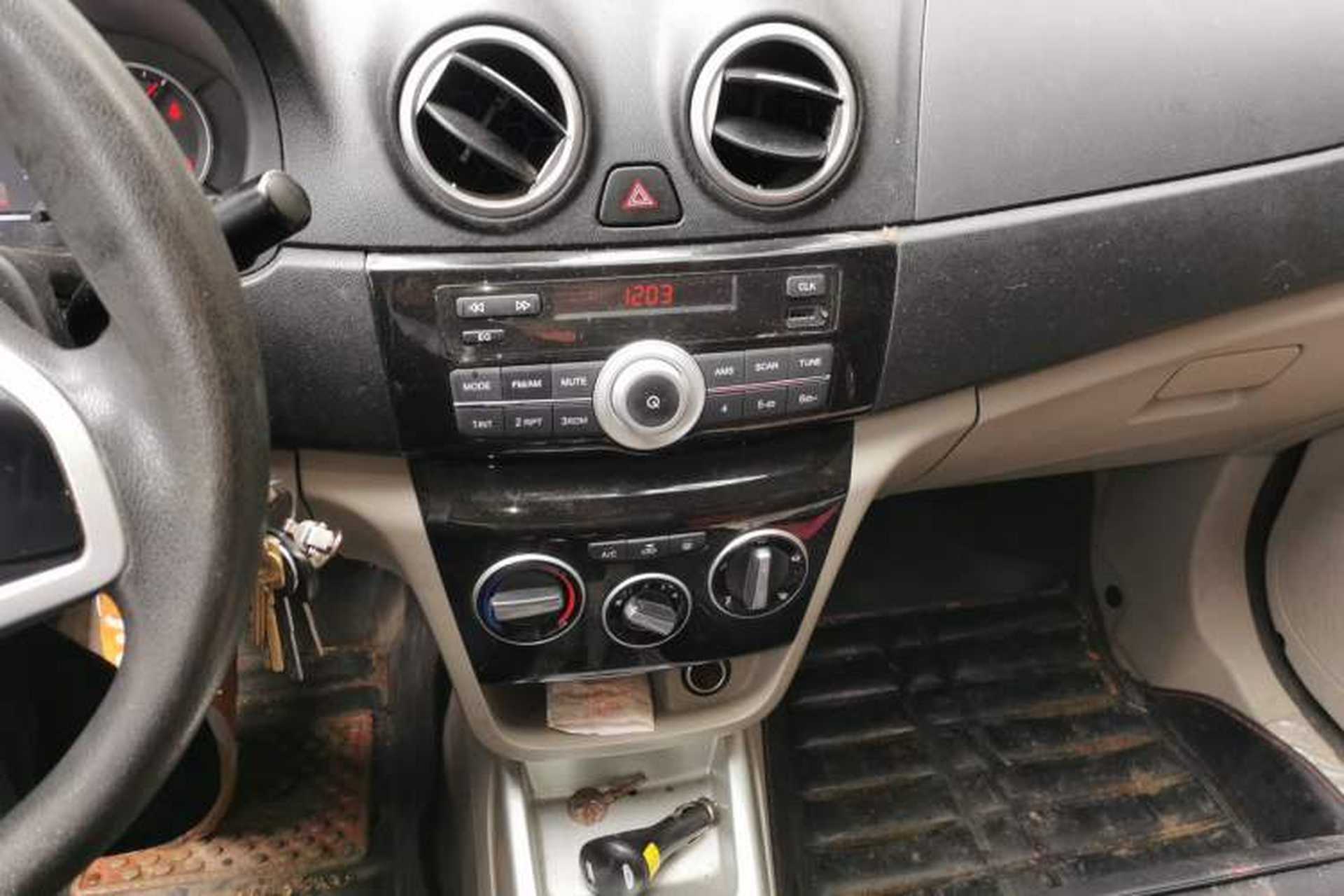 Used CHANGAN Alsvin V3 2015 1.4L Manual Meiruan Model China V Standard Audio And AC Panel