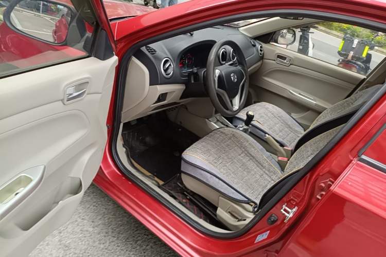 Used CHANGAN Alsvin V3 2015 1.4L Manual Meiruan Model China V Standard Driver Seat
