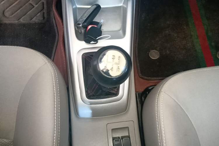 Used CHANGAN Alsvin V3 2015 1.4L Manual Meiruan Model China V Standard Gear Lever