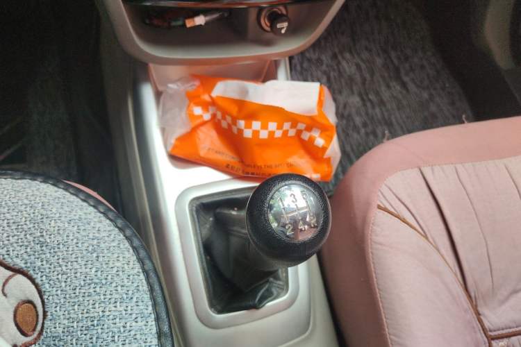 Used CHANGAN Alsvin V3 2015 1.4L Manual Meiruan Model China V Standard Gear Lever