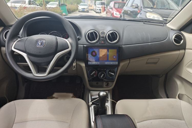 Used CHANGAN Alsvin V3 2015 1.4L Manual Warm-Hearted Model China V Standard Interior 3