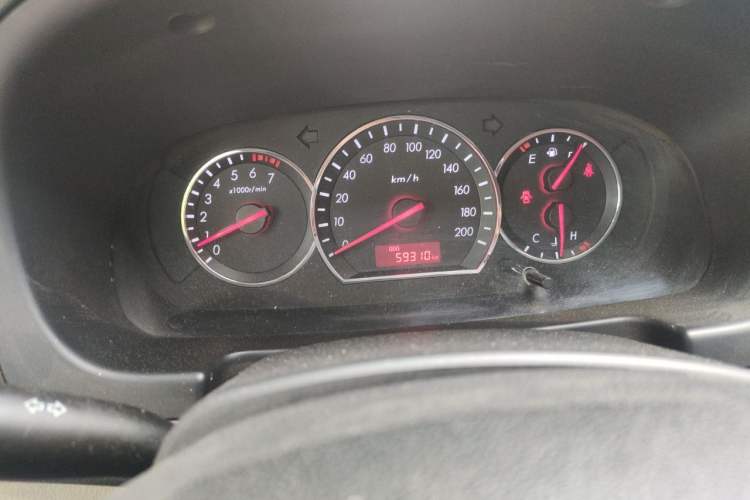 Used CHANGAN Alsvin V3 2015 1.4L Manual Meiruan Model China V Standard Odometer Close Up
