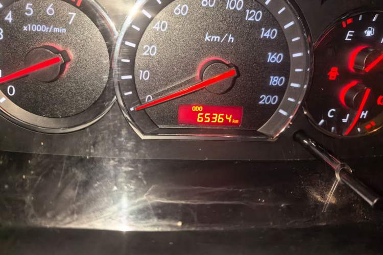 Used CHANGAN Alsvin V3 2015 1.4L Manual Warm-Hearted Model China V Standard Odometer Close Up