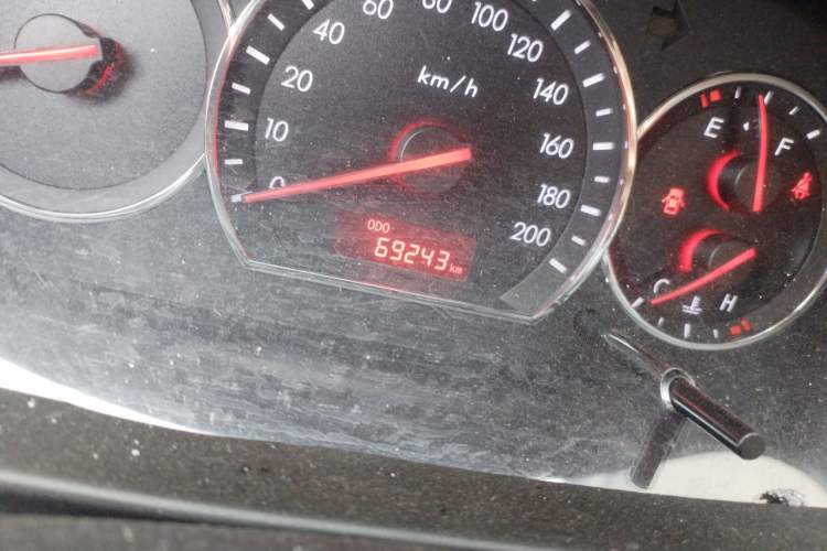 Used CHANGAN Alsvin V3 2015 1.4L Manual Meiruan Model China V Standard Odometer Close Up