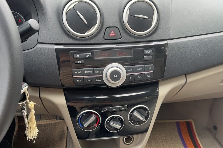 Used CHANGAN Alsvin V3 2015 1.4L Manual Meiruan Model China V Standard Audio And AC Panel