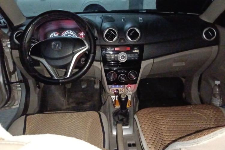 Used CHANGAN Alsvin V3 2015 1.4L Manual Meiman Model China IV Standard Center Console