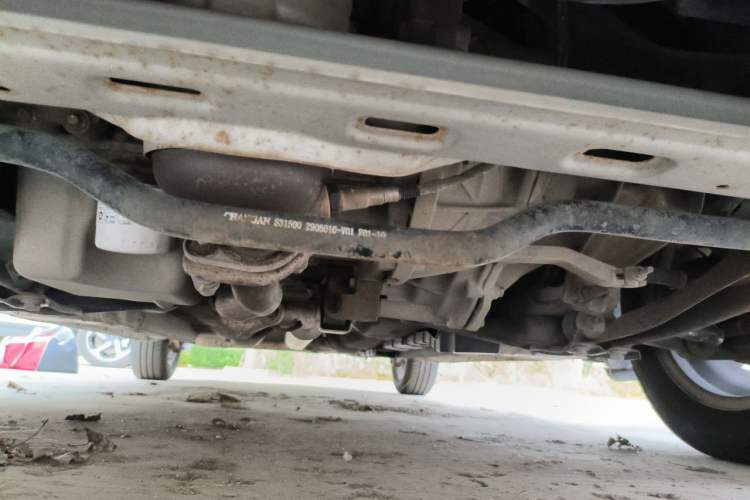Used CHANGAN Alsvin V3 2015 1.4L Manual Meiruan Model China V Standard Chassis Front