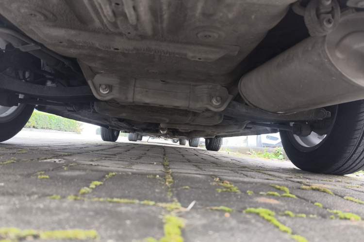Used CHANGAN Alsvin V3 2015 1.4L Manual Meiman Model China IV Standard Chassis Rear