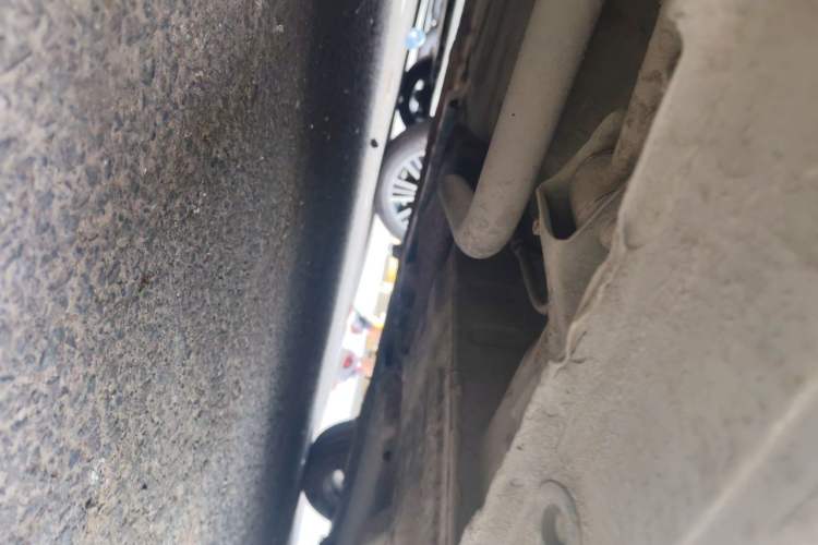 Used CHANGAN Alsvin V3 2015 1.4L Manual Meiman Model China IV Standard Chassis Rear Right