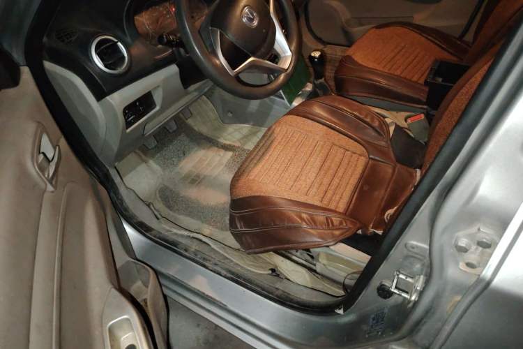 Used CHANGAN Alsvin V3 2015 1.4L Manual Meiruan Model China V Standard Driver Seat