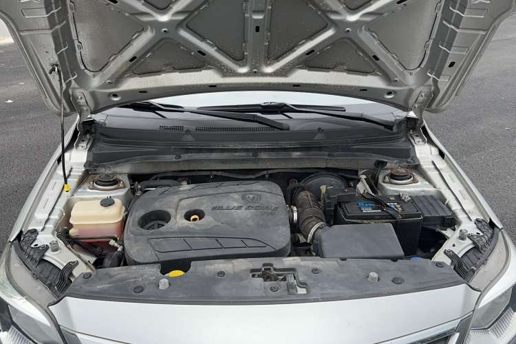 Used CHANGAN Alsvin V3 2015 1.4L Manual Meiruan Model China V Standard Engine Bay