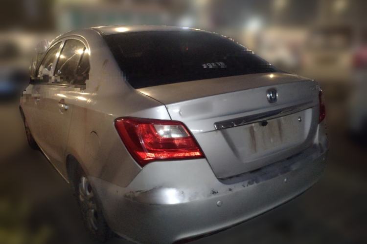 Used CHANGAN Alsvin V3 2015 1.4L Manual Warm-Hearted Model China V Standard Exterior 2