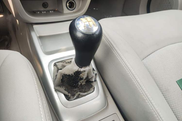 Used CHANGAN Alsvin V3 2015 1.4L Manual Meiruan Model China V Standard Gear Lever