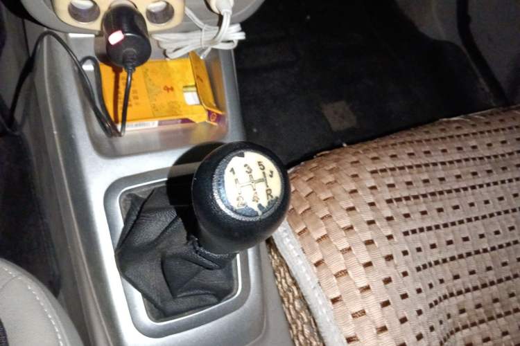 Used CHANGAN Alsvin V3 2015 1.4L Manual Meiman Model China IV Standard Gear Lever