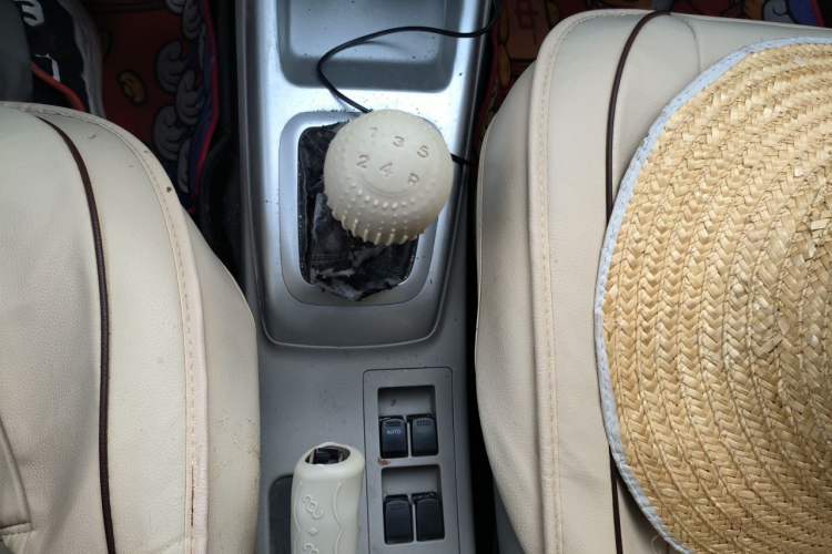 Used CHANGAN Alsvin V3 2015 1.4L Manual Meiruan Model China V Standard Gear Lever